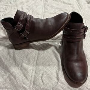 Free People Braeburn Ankle Boots Distressed Leather Womens 7 EU 37 Brown Buckles